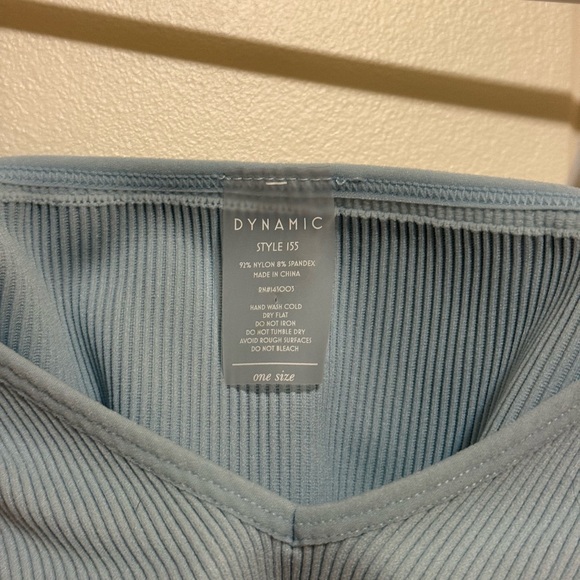 Dynamic Ribbed Crop Tank - Picture 3 of 3